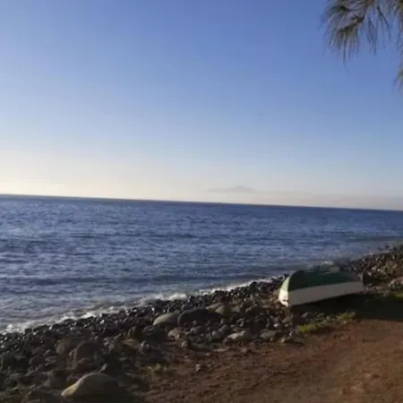 Lightbooking Gadi House Terraza Y Barbacoa