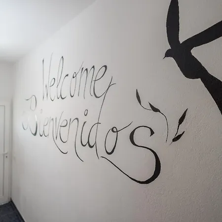 Lightbooking Gadi House Terraza Y Barbacoa Lägenhet *