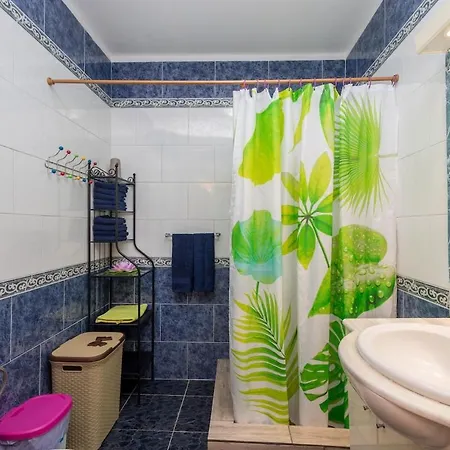 Penzion Guestready - Gadi House